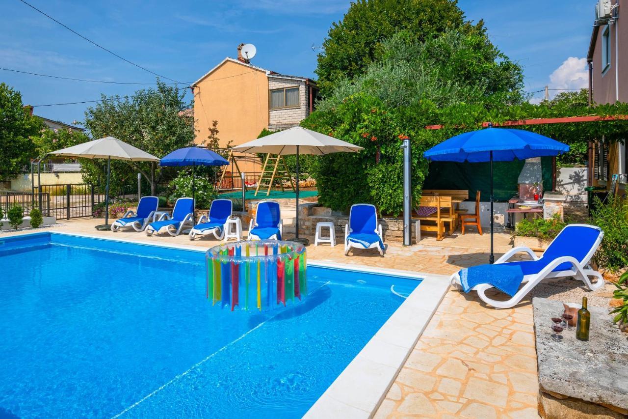 Villa Margerita With Private Pool, Yard And Parking Kaštelir Dış mekan fotoğraf