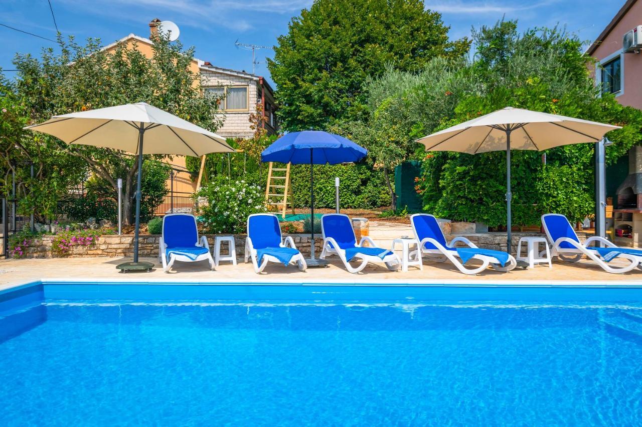 Villa Margerita With Private Pool, Yard And Parking Kaštelir Dış mekan fotoğraf